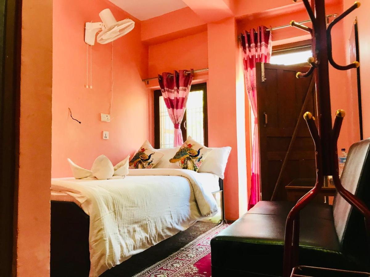 Shristi Hotel & Lodge Bandipur Luaran gambar